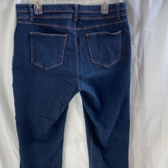 Blue Jeans Size: 14 - Picture 6 of 10